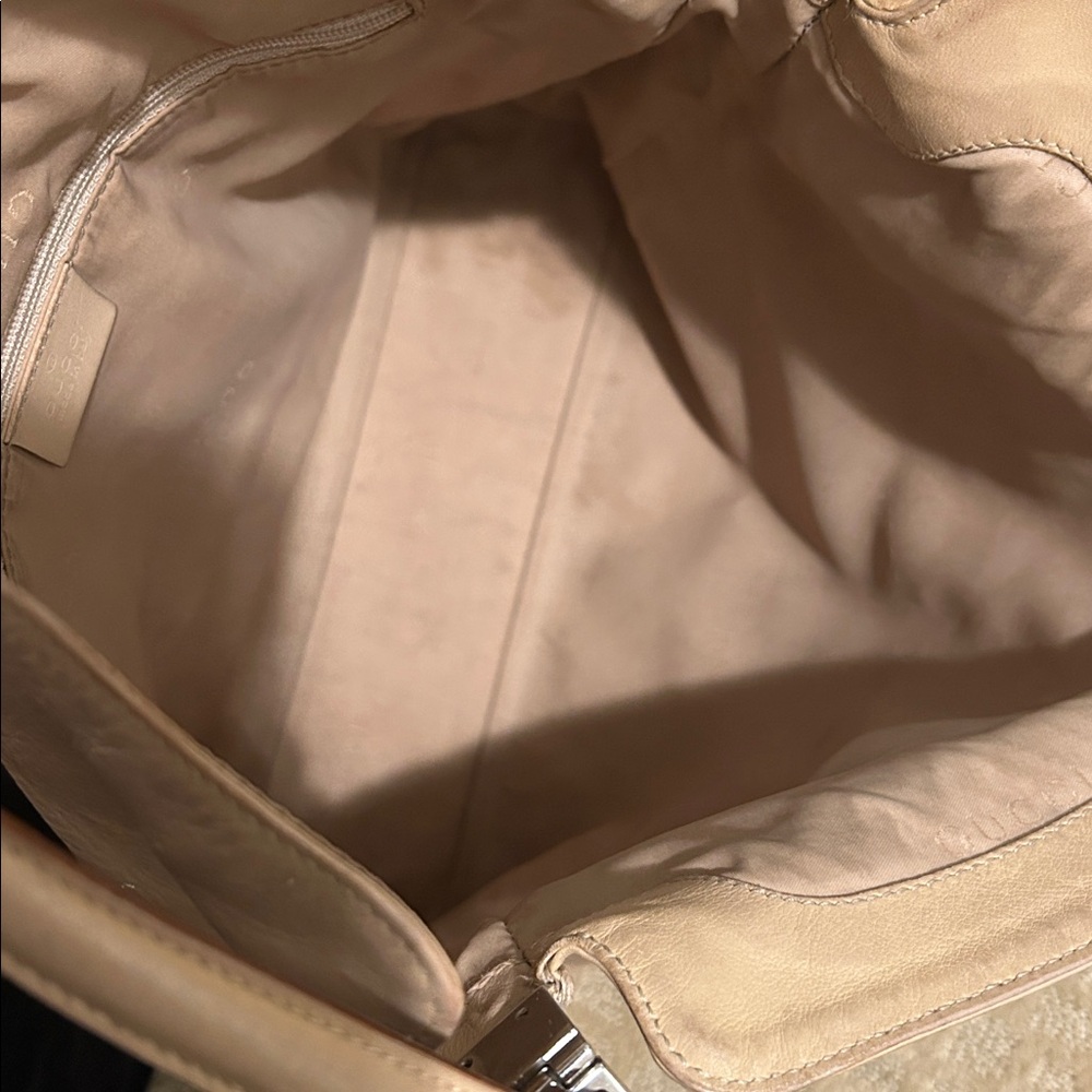 Gucci Jackie Piston Lock Tan Leather Shoulder Bag - Picture 9 of 15